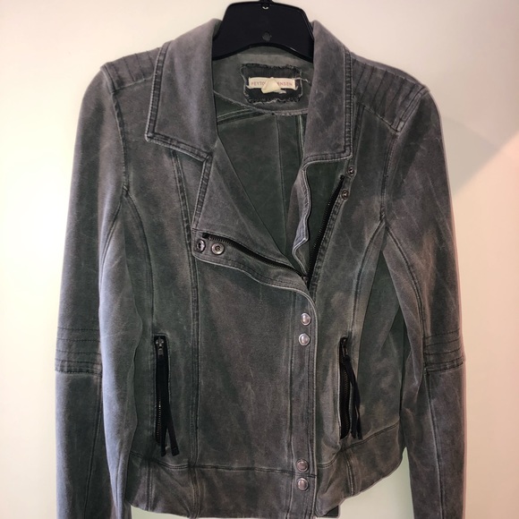 Medium Gray jacket from Evereve - Picture 2 of 6